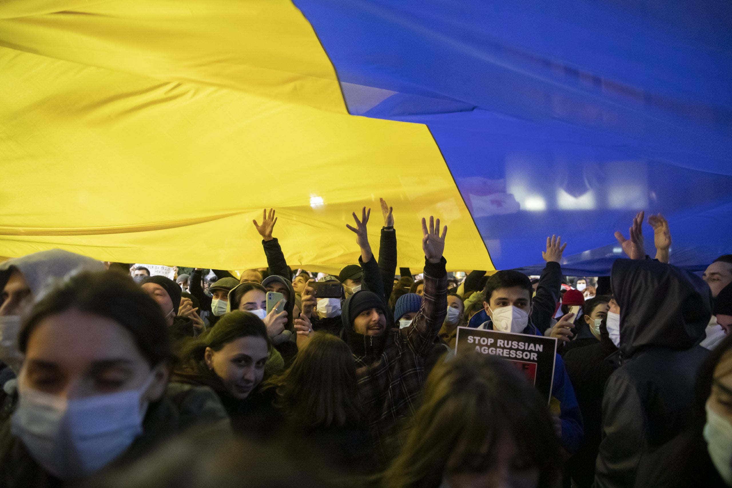 Новое исследование НДИ отражает изменения в общественных настроениях на фоне войны в Украине