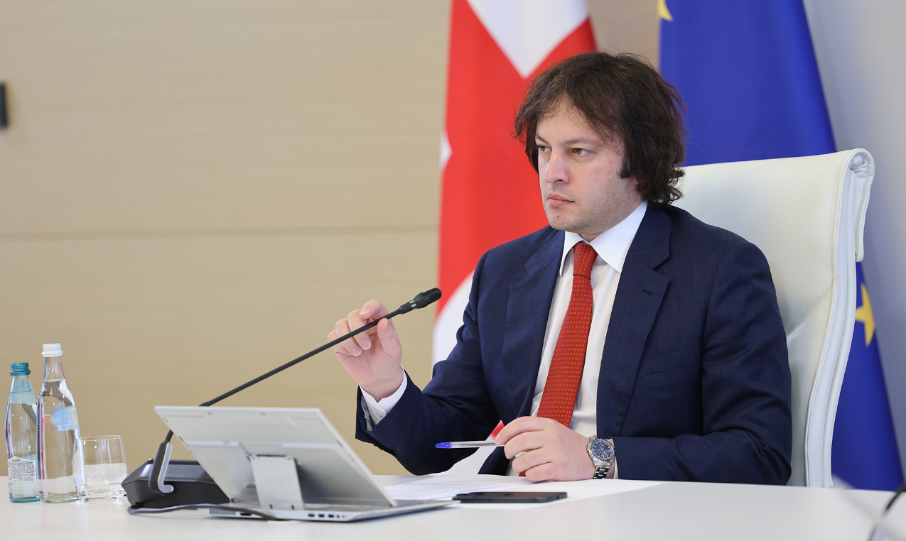 Кобахидзе преуменьшает важность отдаления от ЕС и США и угрожает протестующим