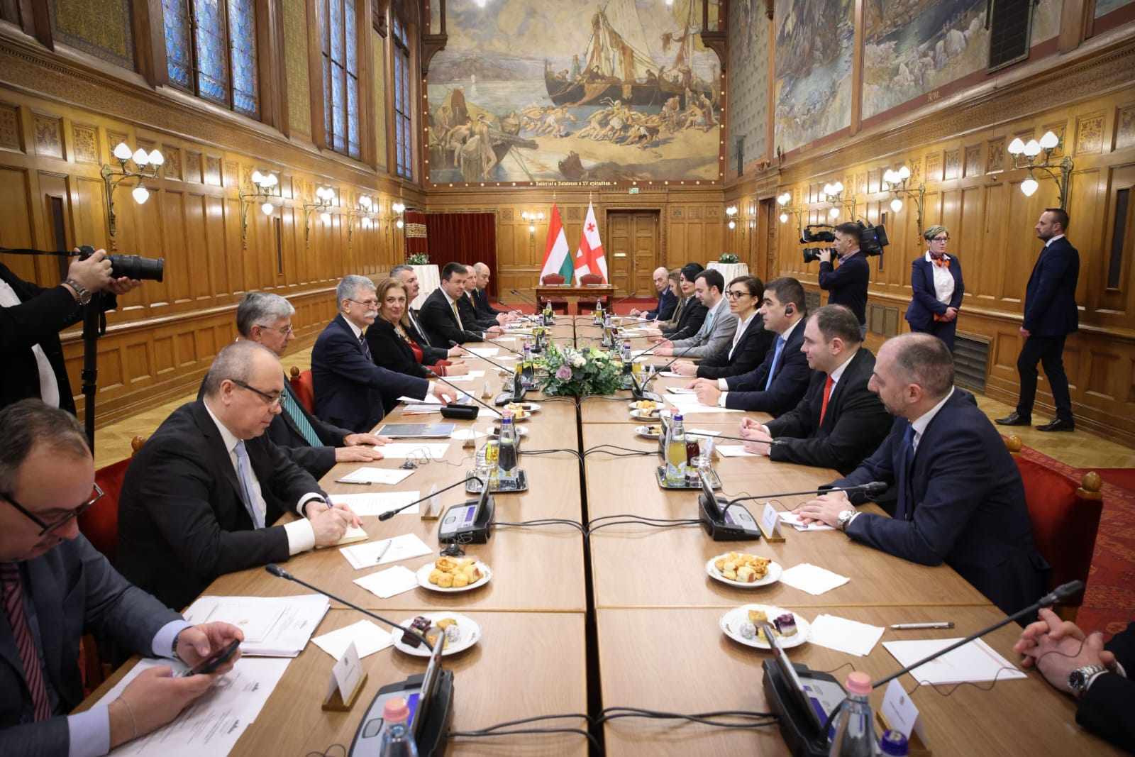 Спикер Парламента «Грузинской мечты» посещает Венгрию