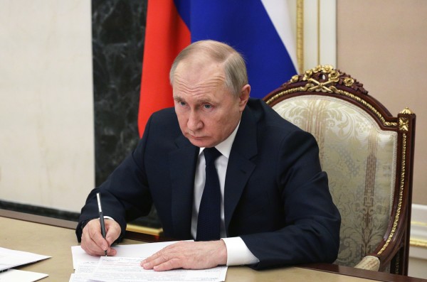Путин обратился к населению Грузии в послании по случаю годовщины Второй мировой войны