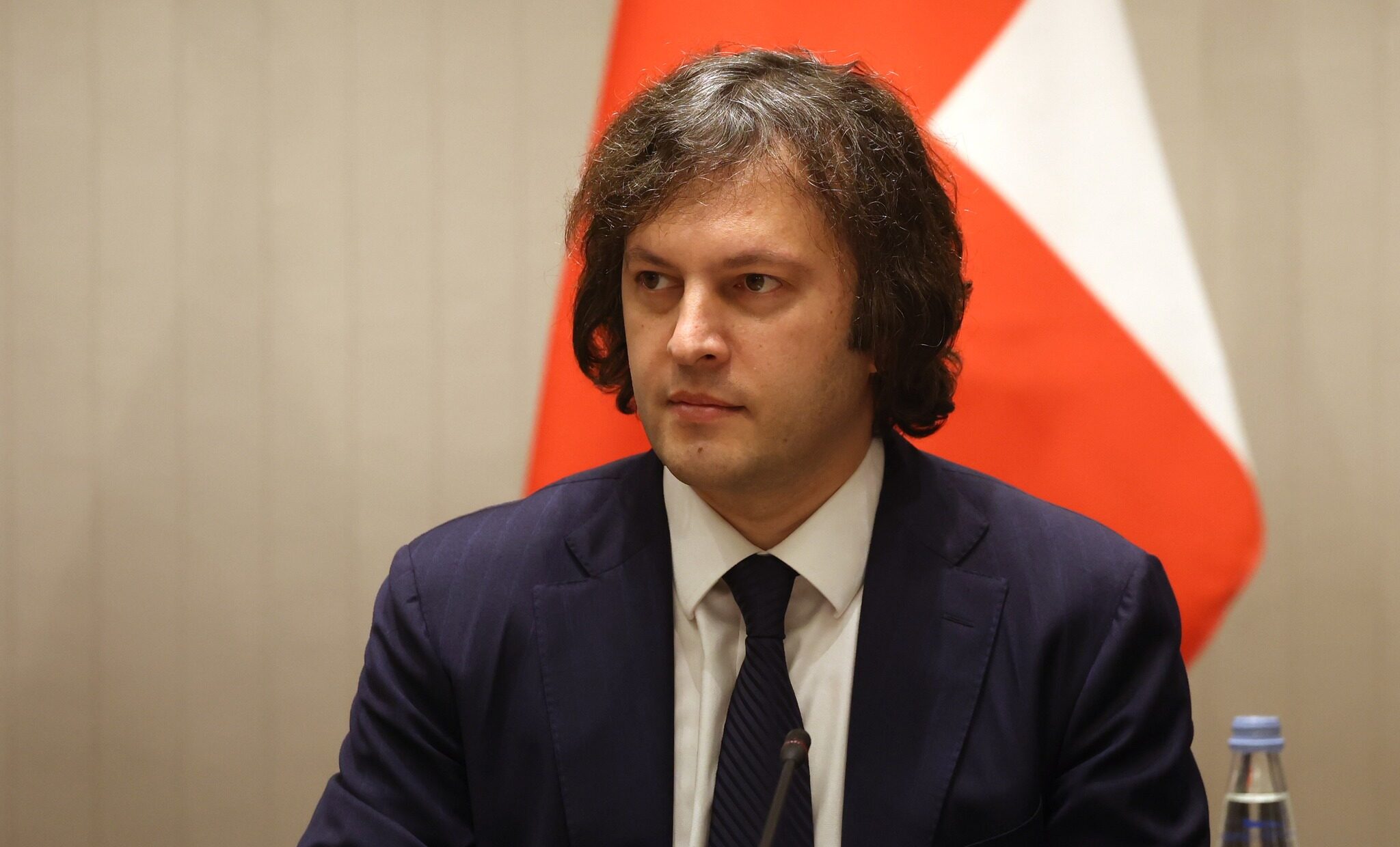 Кобахидзе говорит о местных выборах, критикует «агентов», вспоминает прошлое и оправдывает аресты
