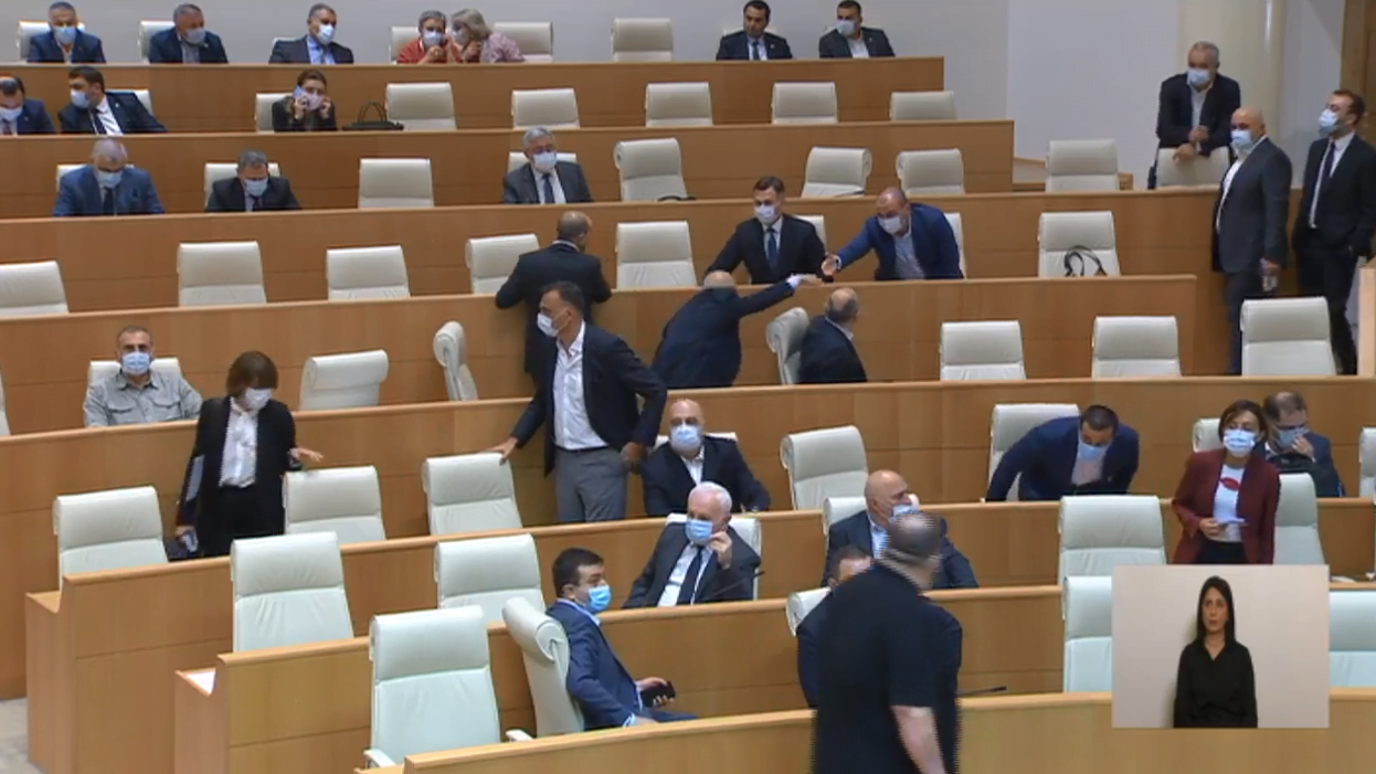 Депутаты «ЕНД – Сила в единстве» приступили к парламентской деятельности
