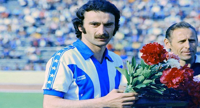 „მსაჯმა თამაშის დაწყება რომ მანიშნა, გავაქანე და პირდაპირ მას გავარტყი!“