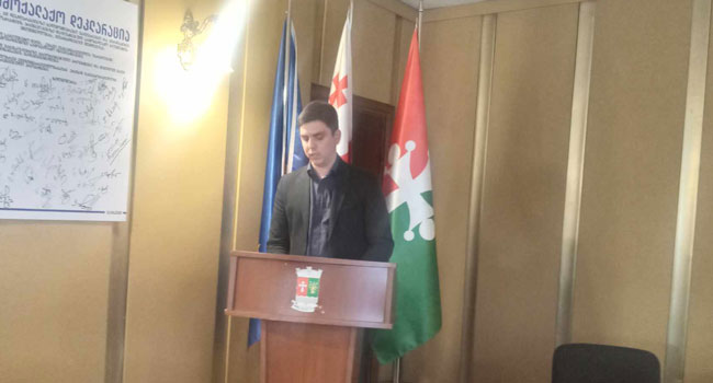 ოზურგეთის საკრებულოს სხდომა: გიორგი ღურჯუმელიძის განცხადება
