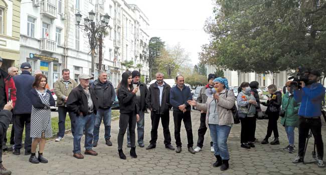 “პატრონი რომ არ გვყავს,  იმიტომ ვცხოვრობთ ასეთ ქვეყანაში!”