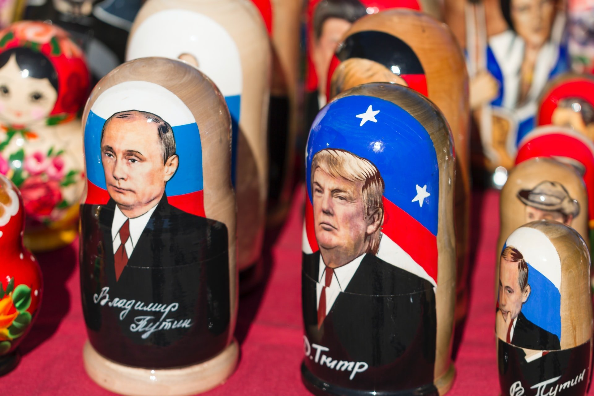 Эксперты по внешней политике США: нам нужно пересмотреть политику с Россией