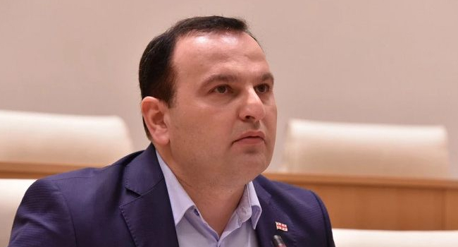 მანჯგალაძე – უარი უნდა ვთქვათ რუსულ „მართვის მოწმობაზე“ და ავიღოთ ევროპული „მართვის მოწმობა“