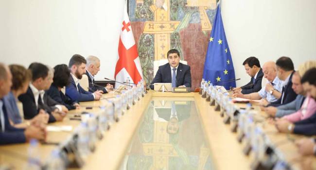 პარლამენტის ბიურომ ახალ საკანონმდებლო ინიციატივებზე იმსჯელა