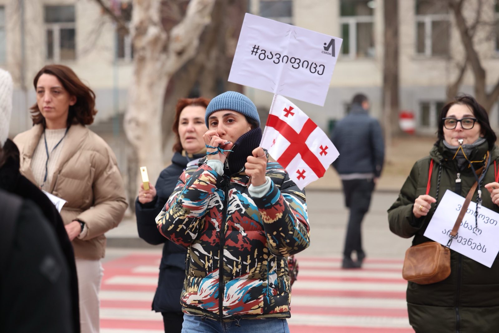 Сотни грузинских компаний закрылись во время общенациональной забастовки