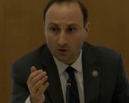 Юридический комитет Парламента поддержал законопроект об «иноагентах» во втором чтении