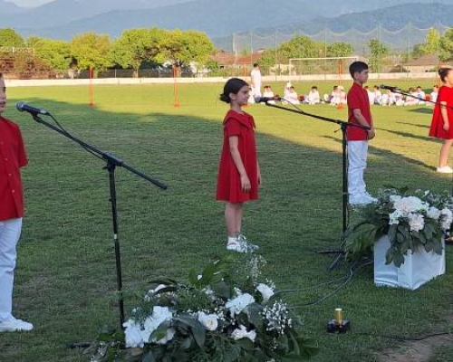 „წელიწადის ოთხი დრო“  და  ოთხი პარალელური მეოთხე კლასის ზეიმი ოზურგეთის მეორე სკოლაში