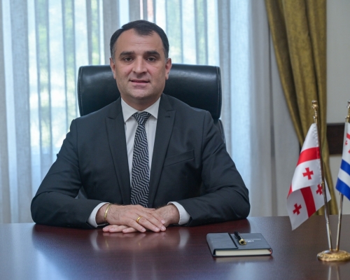 Мэр Батуми Арчил Чиковани подал в отставку