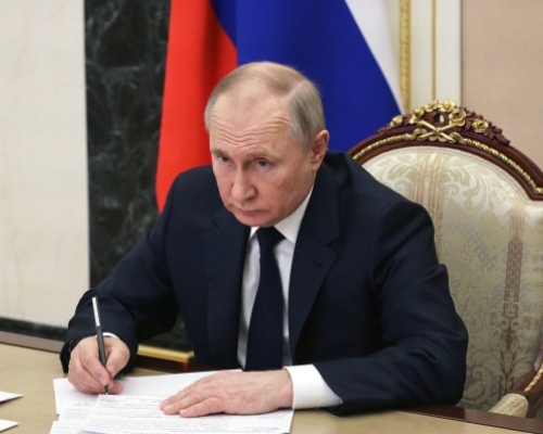 Путин упростил процедуру получения гражданства РФ для жителей оккупированных Абхазии и Цхинвальского региона