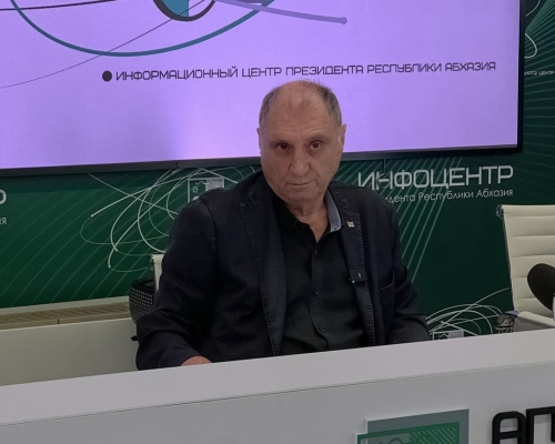 Кремль приостановил финансирование оккупированной Абхазии