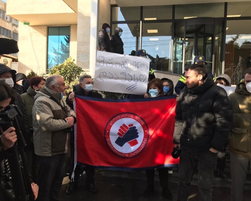 Социальные агенты в результате переговоров завершили забастовку