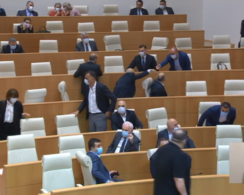 Депутаты «ЕНД – Сила в единстве» приступили к парламентской деятельности