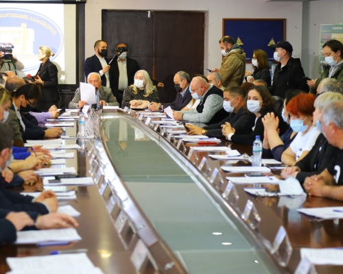 В сакребуло шести муниципалитетов не смогли избрать председателей