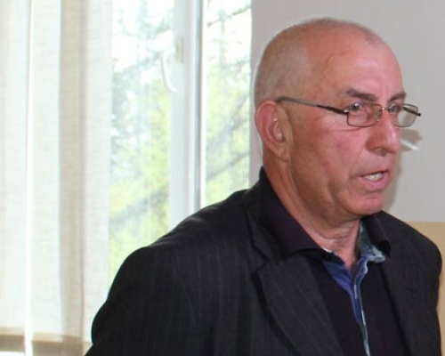 „თუ  რეორგანიზაციაა, თავისთვის რატომ გაიზარდეს ხელფასები და შტატები?“ : აკაკი ღლონტი  მერიიდან გაათავისუფლეს