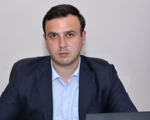 “მაღალმთიან სოფლებში თოვლის საფარი 2 მეტრს აღწევს”- შარაშიძე ჩოხატაურში არსებულ ვითარებაზე