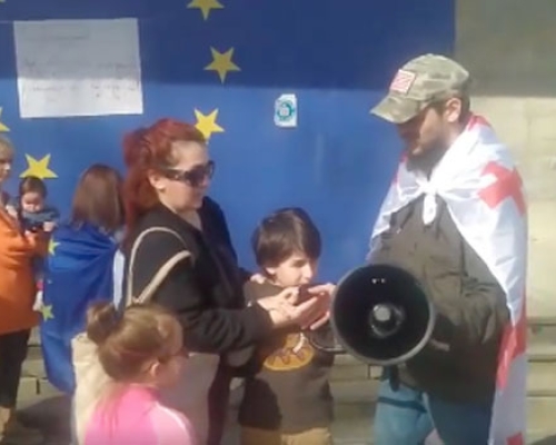 “რუსეთი ნამდვილი მოძალადეა”- 8 წლის დემეტრე ოზურგეთიდან