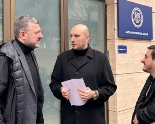 ენმ-ს წევრები უარს ამბობენ ქონებრივი დეკლარაციის შევსებაზე