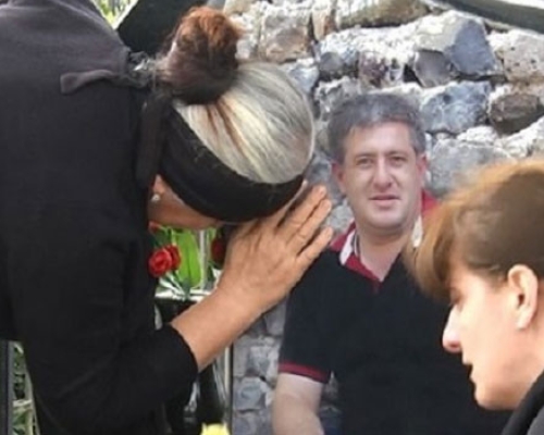 “არა იმიტომ, რომ ჩემი შვილი დღეს მოკვდა” – გიგა ოთხოზორიას დედის კომენტარი რუსულ თვითმფრინავებზე