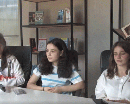 ხელოვნურ ინტელექტზე დაფუძნებული ჩატბოტი Nodo და გამარჯვებული გოგონები გურიიდან