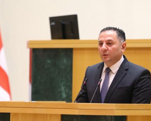 “მივიღე გადაწყვეტილება”- ვახტანგ გომელაურმა თანამდებობა დატოვა