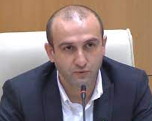 იაგო ხვიჩია: სააკაშვილის ჯანმრთელობისთვის აუცილებელია “ნაცმოძრაობის” დაშლა