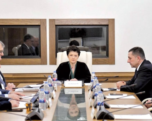 გააქტიურებული დისკუსია ომის დაწყების  მიზეზებზე