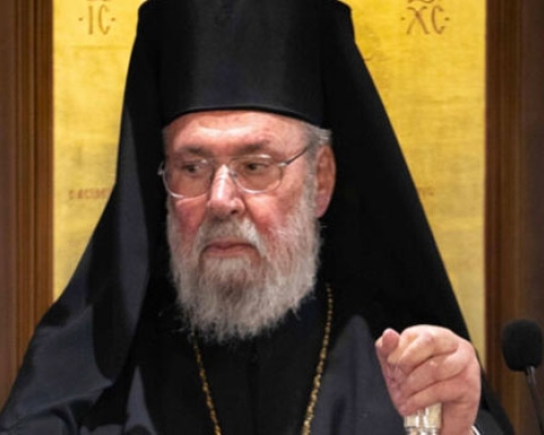 კვიპროსის მთავარეპისკოპოსმა, აუცრელობის გამო 12 სასულიერო პირს მღვდელმსახურება შეუჩერა