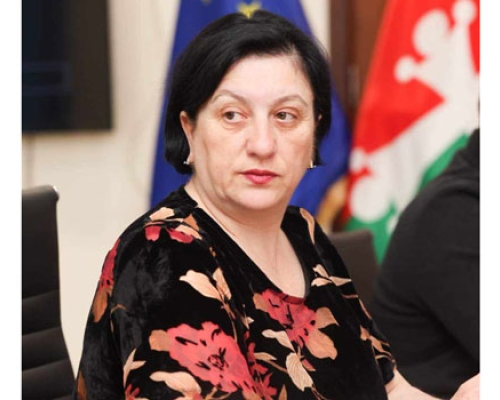 დაინიშნა თუ არა ოზურგეთის საგანმანათლებლო რესურსცენტრის უფროსად ლალი სიჭინავა