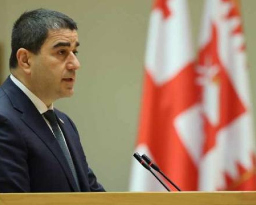 პაპუაშვილი: დღეიდან ზურაბიშვილმა უნდა დატოვოს რეზიდენცია