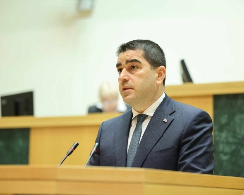 На первом заседании Парламента, назначенном на 25 ноября, скорее всего, будет присутствовать только «Грузинская мечта»