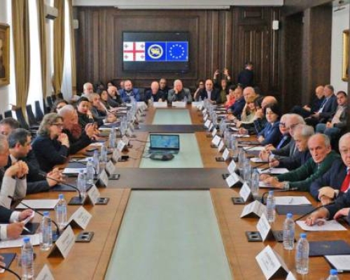 რამდენმა ოზურგეთელმა ახალგაზრდამ მიიღო სახელმწიფო გრანტი