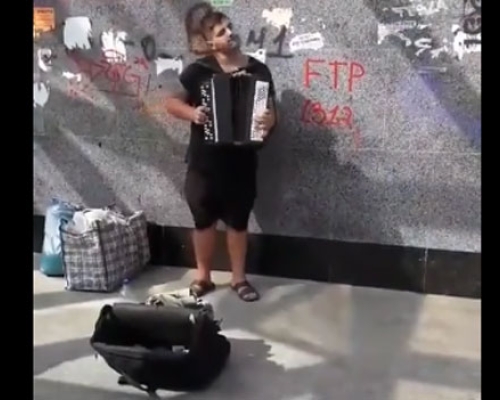 “აკორდეონზე ვივალდის  რო დაუკრავ, ჩათვალე “ორკესტრი” ხარ ერთი კაცის შემადგენლობით