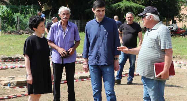 თეა წულუკიანმა ვაშნარში არქეოლოგიური გათხრები მოინახულა