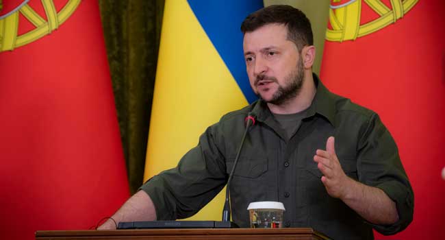 ზელენსკი: „9 მაისს მოსკოვში ვიზიტს არ გირჩევთ“