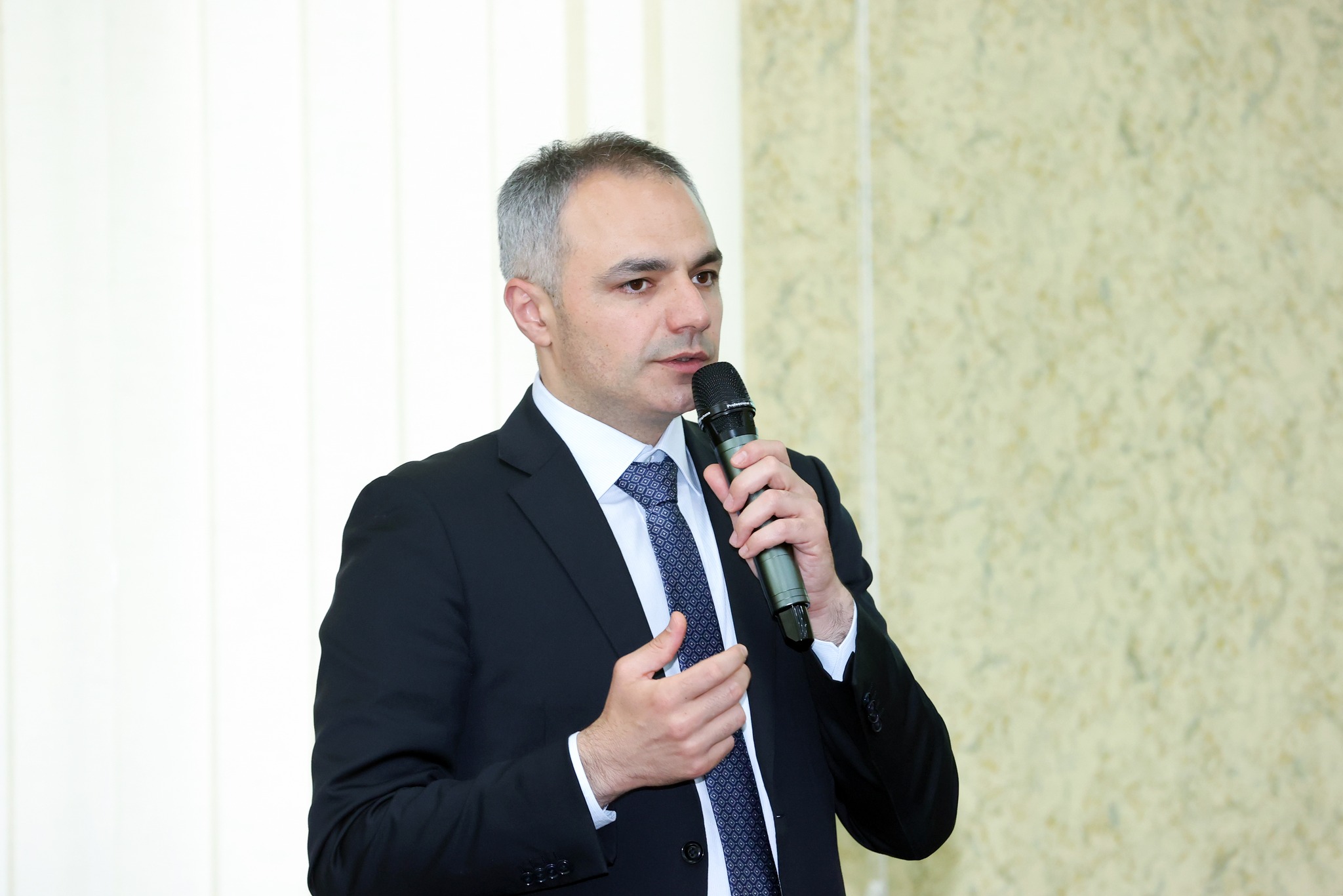 GD Education Minister Tsuladze Resigns, MP Givi Mikanadze Tapped to Replace Him