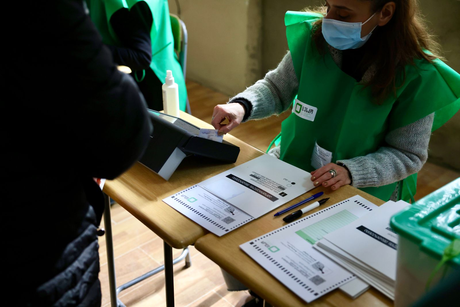 Observer Mission Talks of  Main Scheme of Large-Scale Election Fraud, Seeks Annulment of Results from 189 Polling Stations