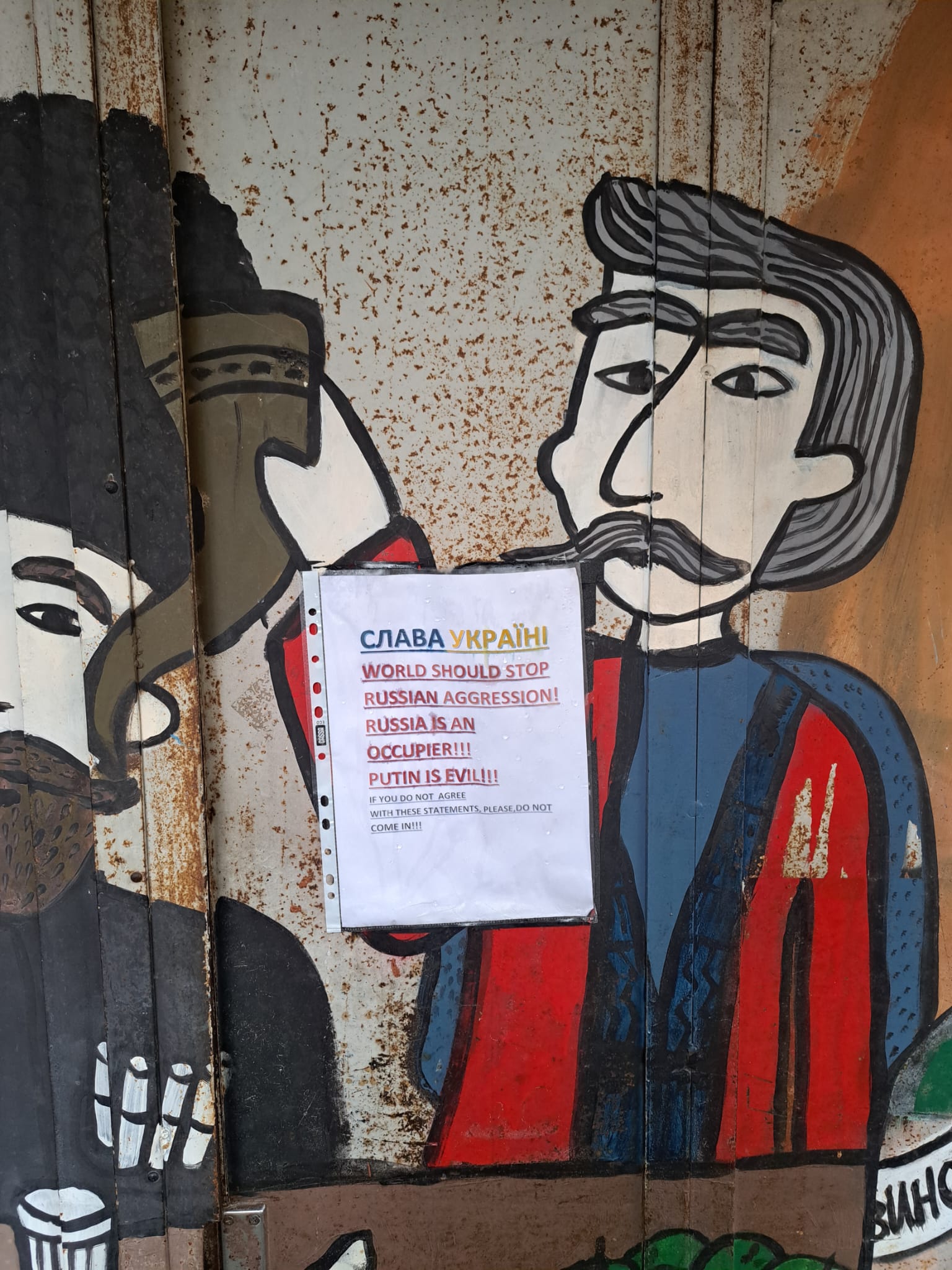 Jokes, Grievances and Demonstrations: Russians in Georgia and Germany