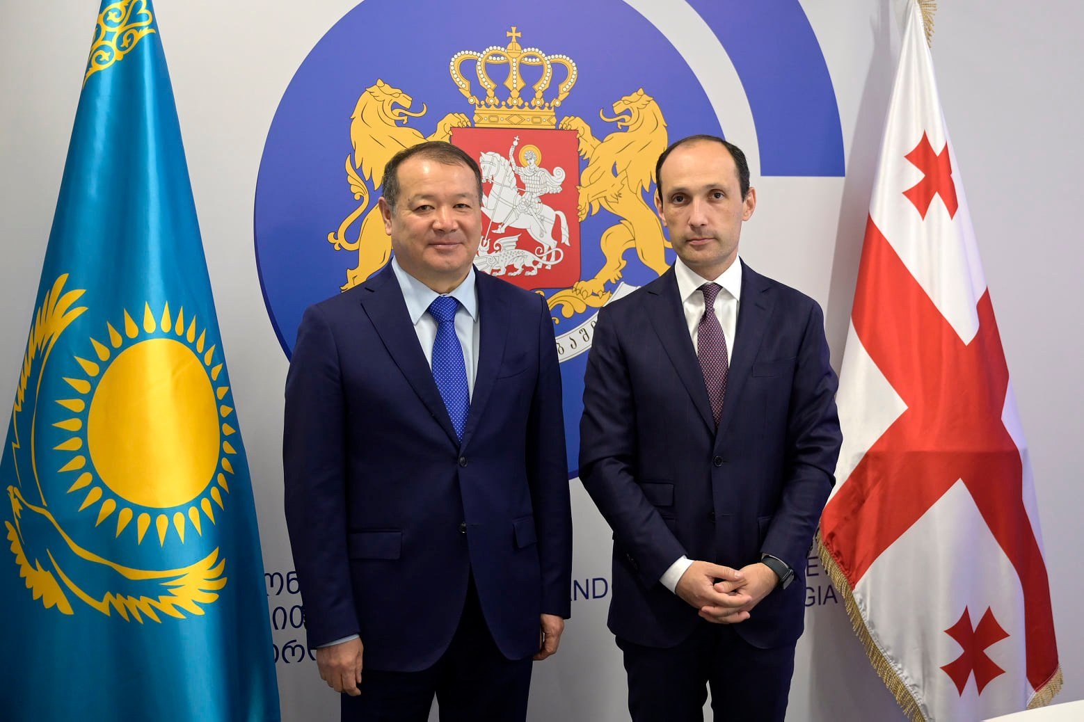 Kazakh Industry Minister Visits Tbilisi