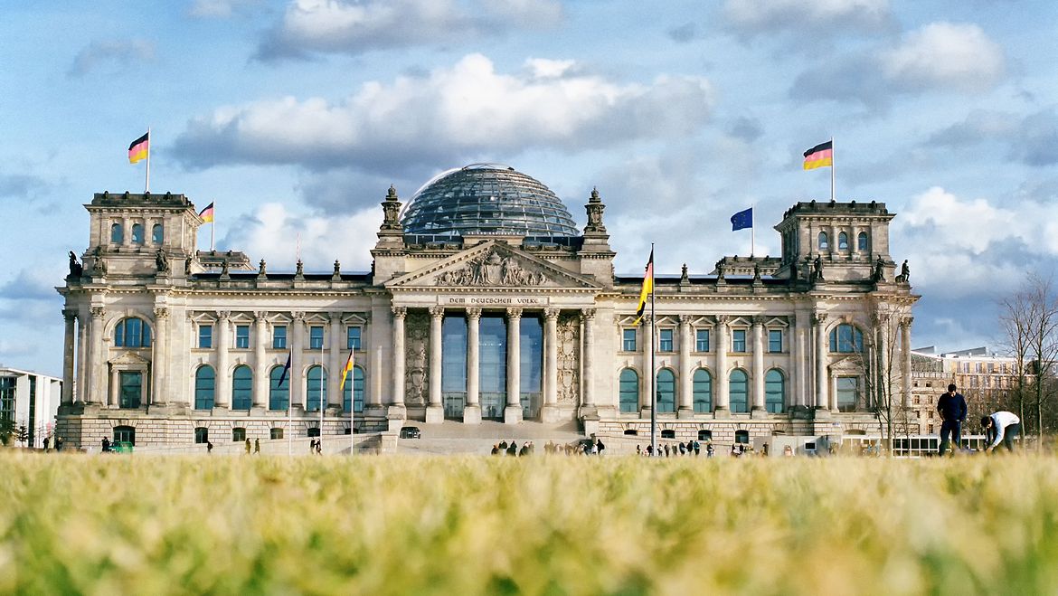 Bundestag Debates Reflect Differences in Parties’ Views on Developments in Georgia