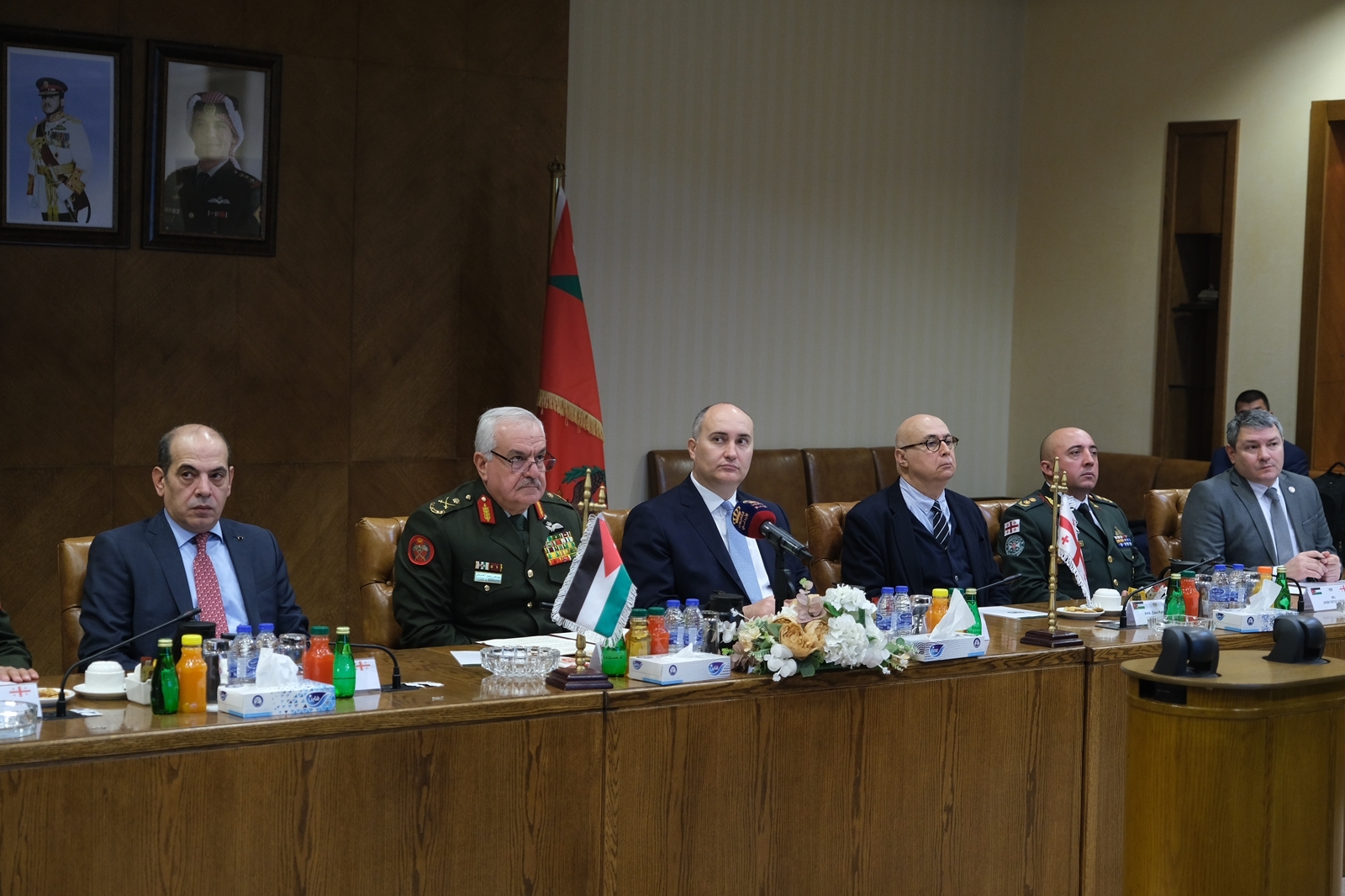 Defense Minister Visits Jordan