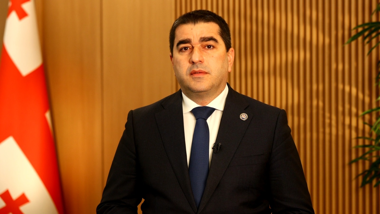 Speaker Papuashvili Wishes Ukraine “Just Peace”