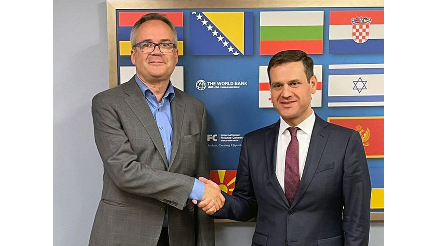 Deputy Minister of Economy Speaks Black Sea Electricity Cable at the World Bank