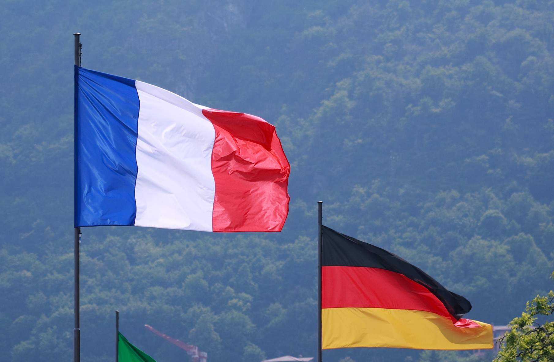 German, French Leaders Say Georgian Government, Ruling Party “Deviate” from EU Path