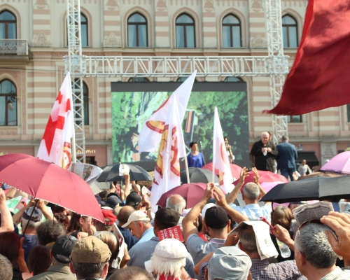 Alliance of Patriots rallies: land, faith, military non-alignment and jobs