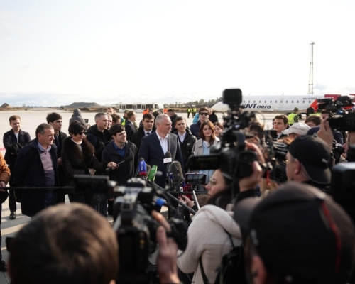 Russian Passenger Jet Lands at Sokhumi Airport as  Official Tbilisi Remains Silent