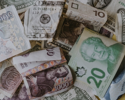 Central Bank Holds Key Rate at 10%